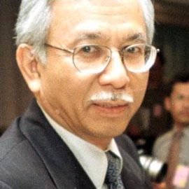 YAB Tun Daim Zainuddin
