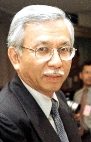 YAB Tun Daim Zainuddin